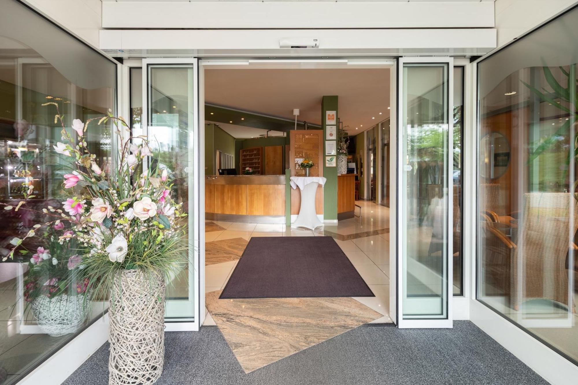 Garner Hotel Cottbus Sued By Ihg Bagian luar foto