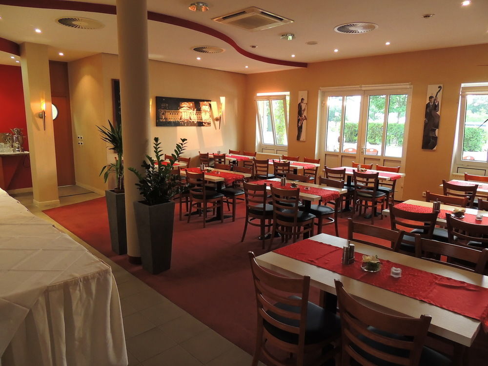 Garner Hotel Cottbus Sued By Ihg Bagian luar foto