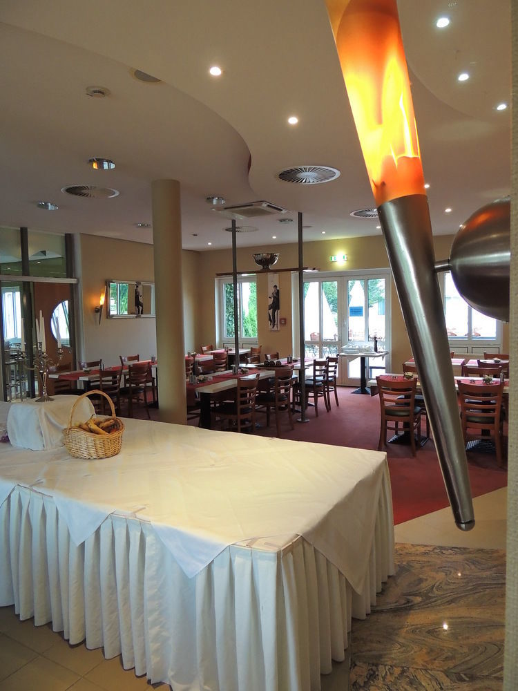 Garner Hotel Cottbus Sued By Ihg Bagian luar foto